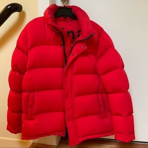 Aritzia TNA the Super Puff coat in Red size small